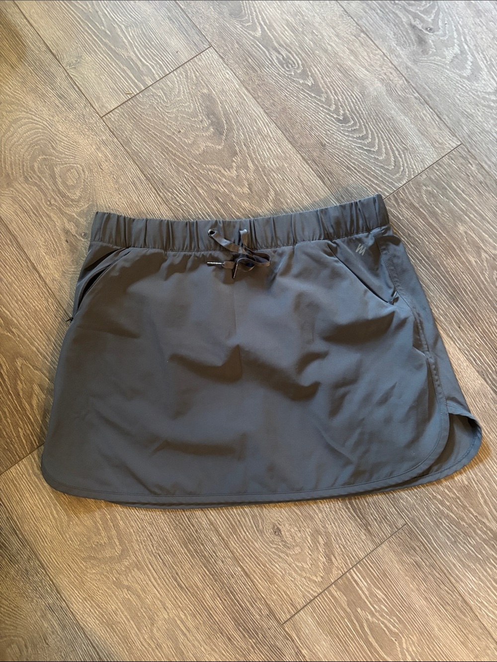 Nicole Miller Active Charcoal Gray Elastic Waist skirt